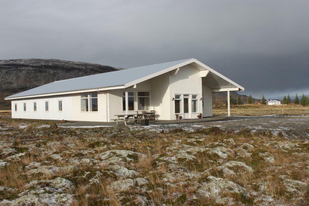 Álftröð Guesthouse bed&breakfast Brautarholt Esterno foto